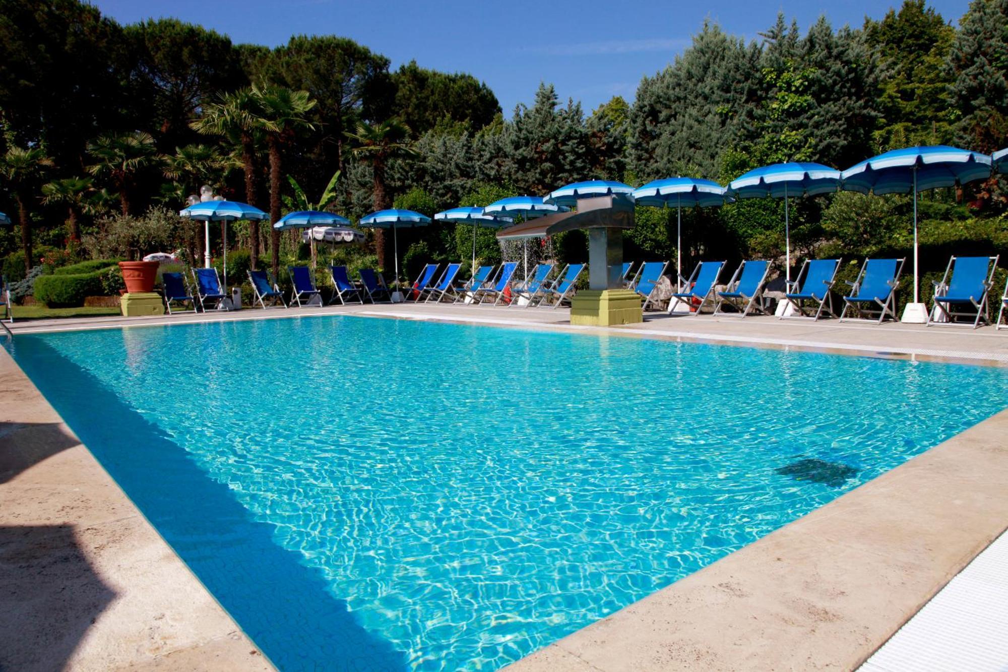 Hotel Country Club Capannori Exterior photo