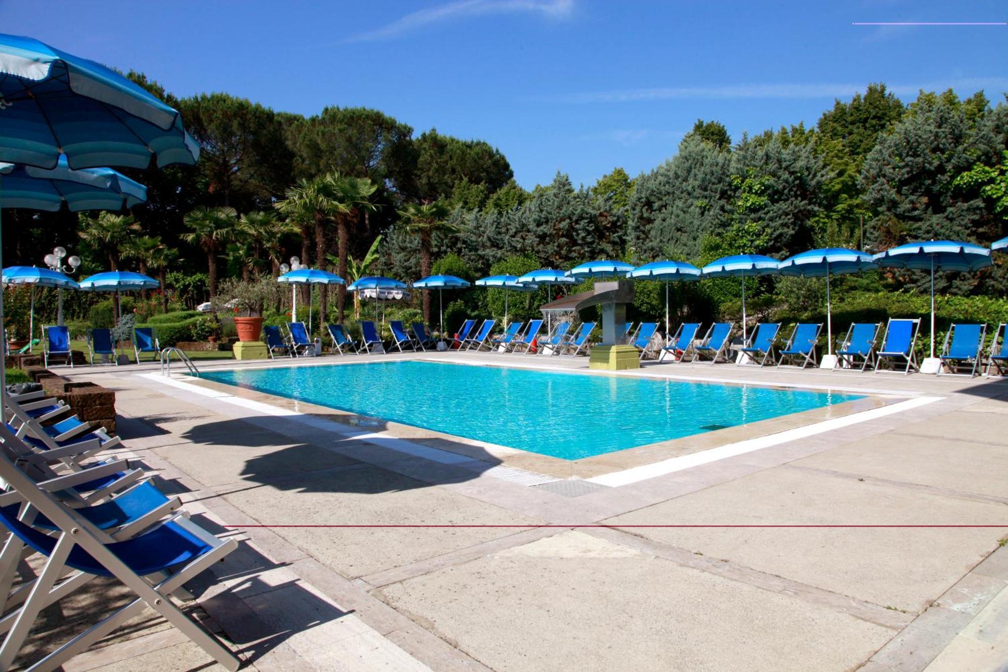 Hotel Country Club Capannori Exterior photo