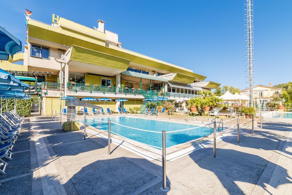 Hotel Country Club Capannori Exterior photo