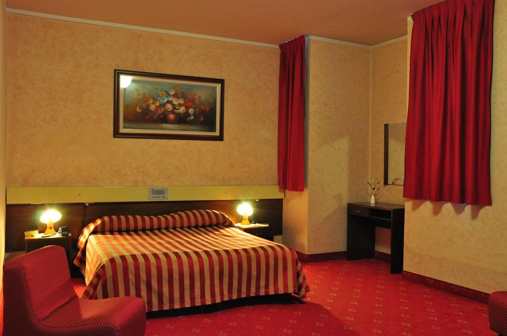 Hotel Country Club Capannori Exterior photo