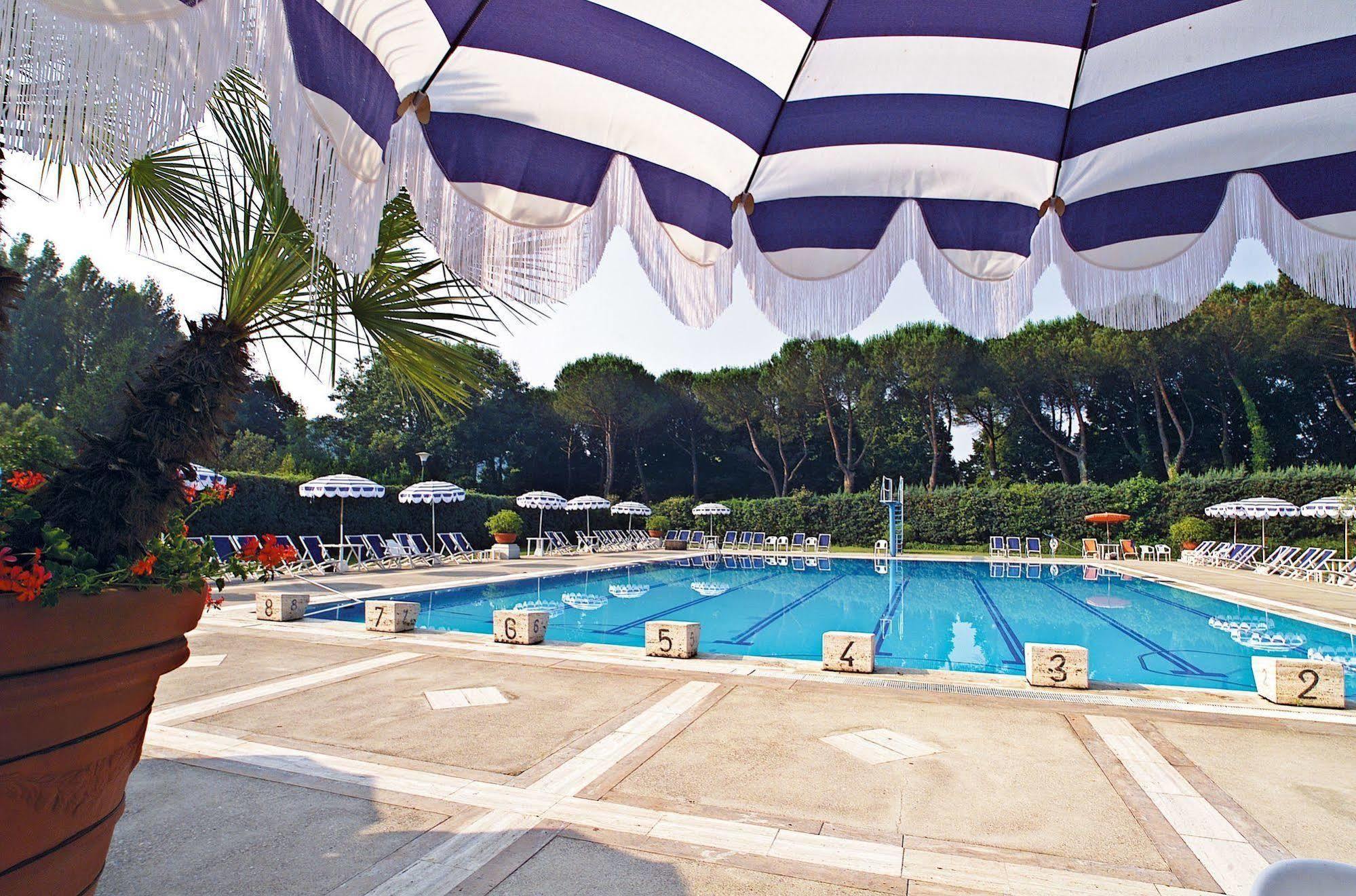 Hotel Country Club Capannori Exterior photo