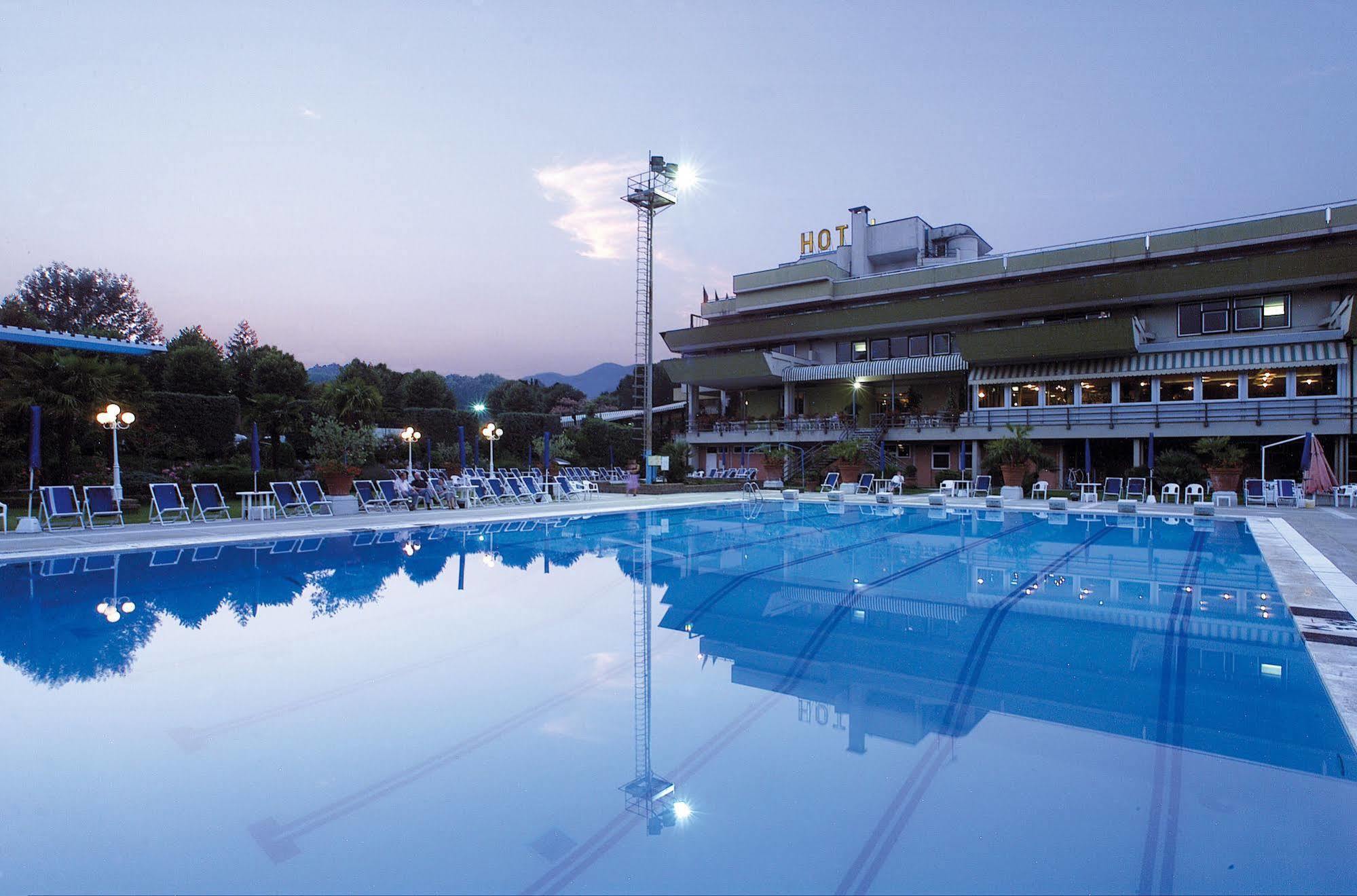 Hotel Country Club Capannori Exterior photo